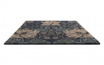 Morris & Co Honeysuckle & Tulip Woad Thyme rug corner detail