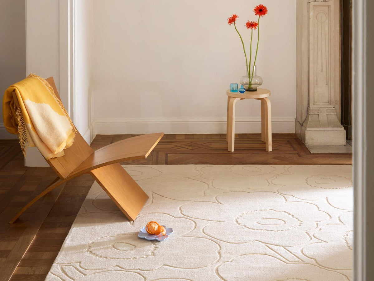 Marimekko Piirto Unikko Natural White rug | Kelaty