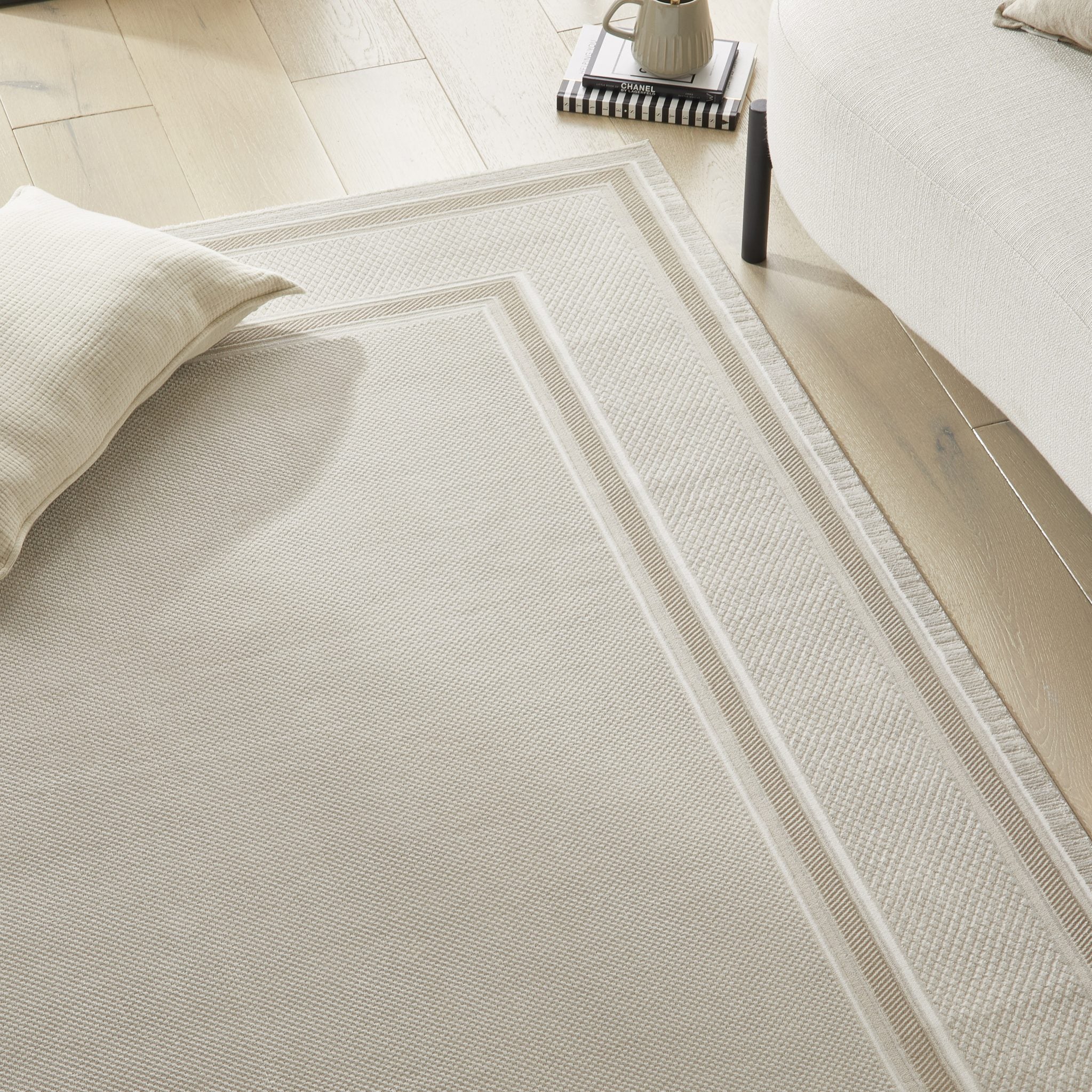 Olivia OLI101 Cream Beige