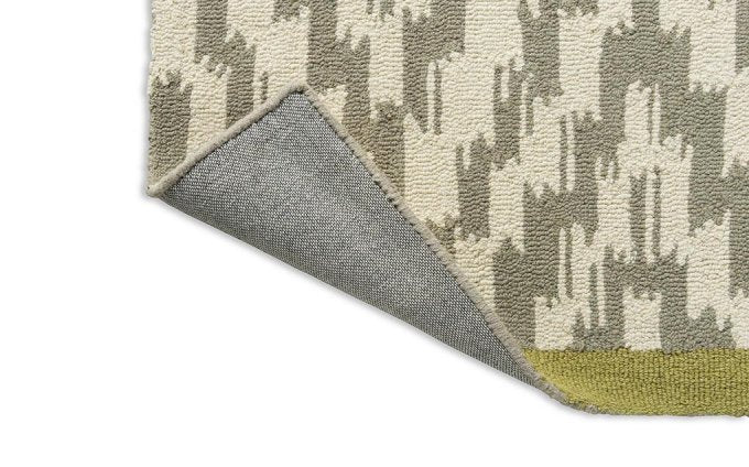 Scion Uteki Slate rug corner turned to show the backing