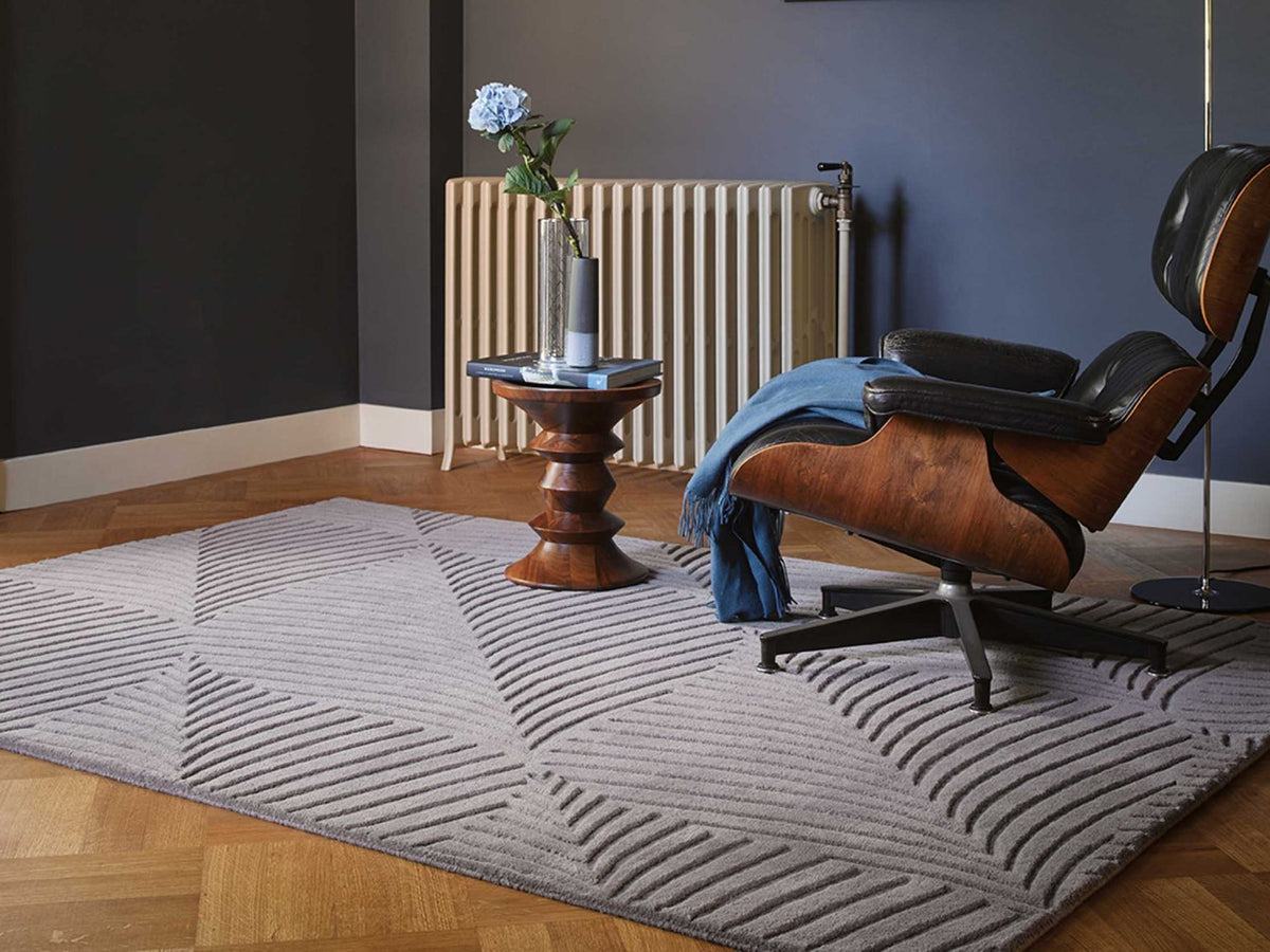 Wedgwood Folia Grey 38305 rug in a living room