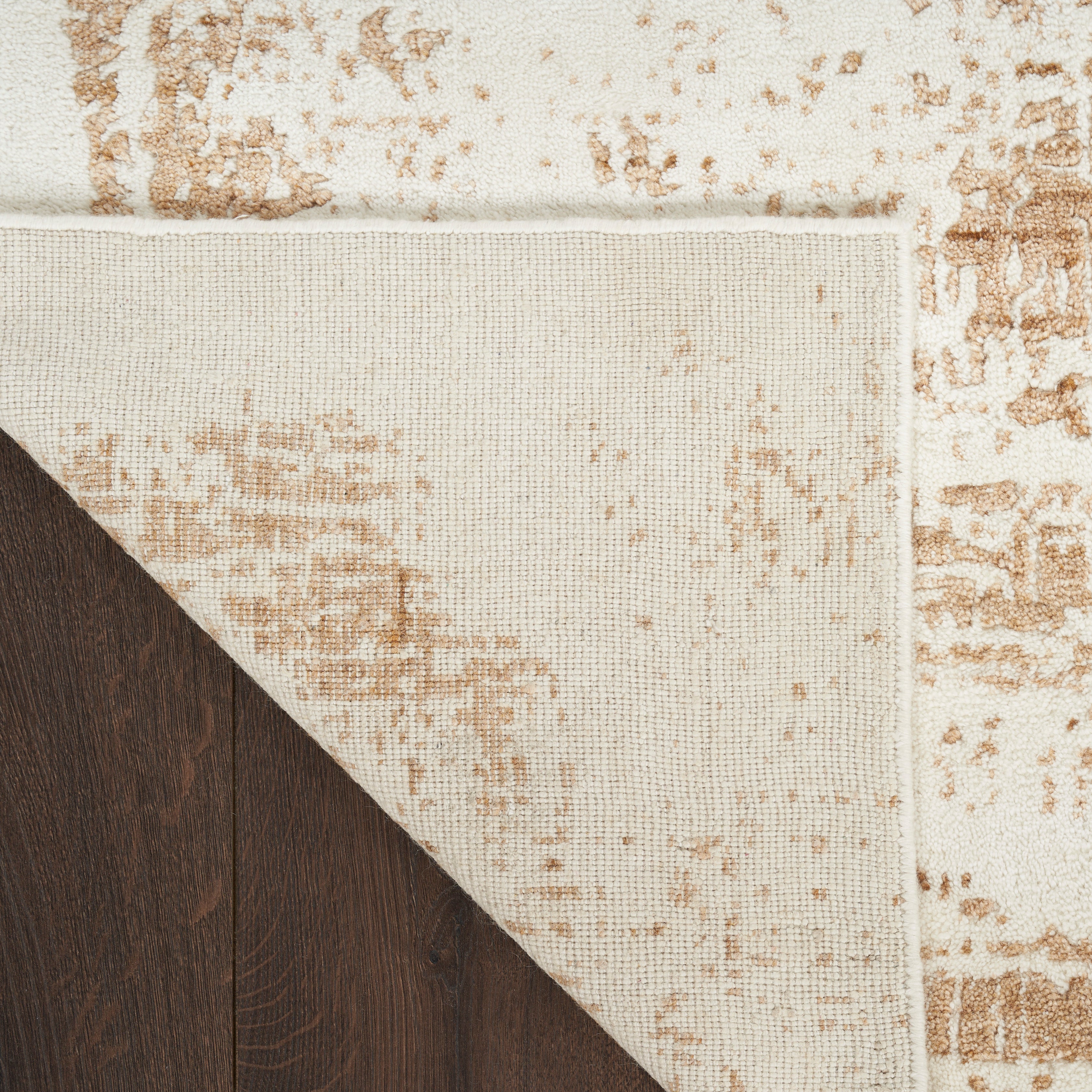 Harmony Hay 01 Ivory Gold