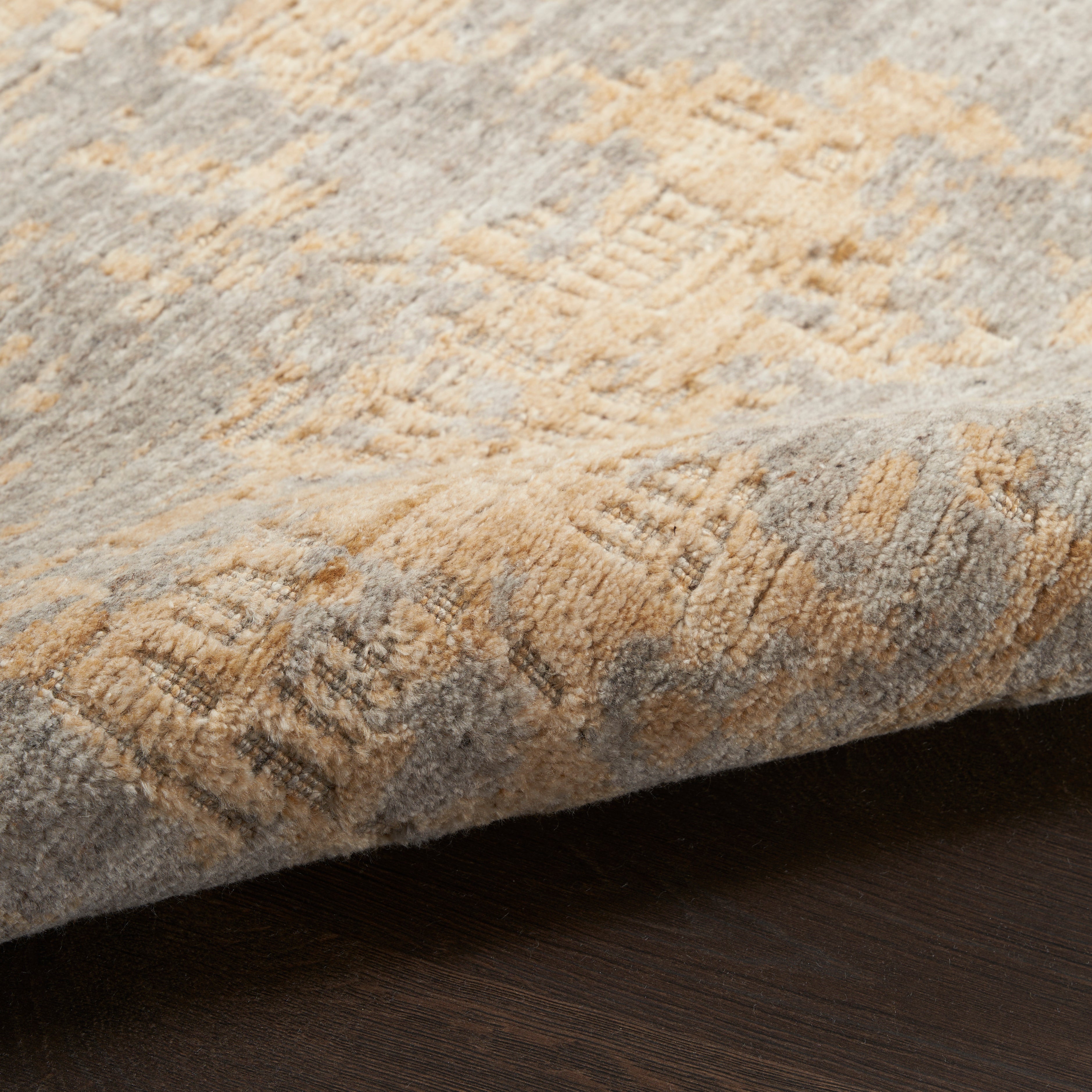Harmony Hay 05 Grey Gold