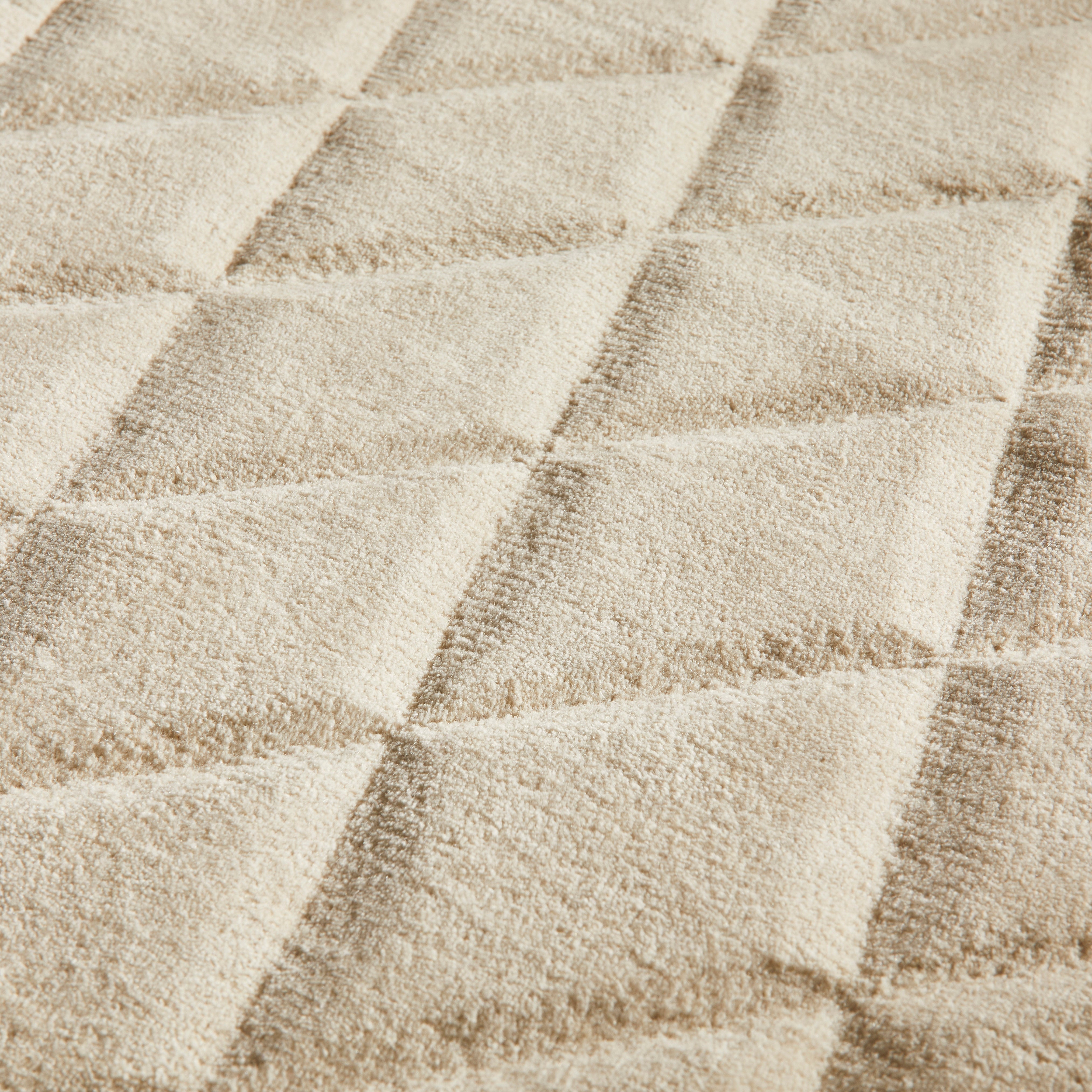 Priory Pri103 Beige