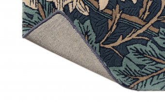 Morris & Co Honeysuckle & Tulip Woad Thyme rug texture close-up