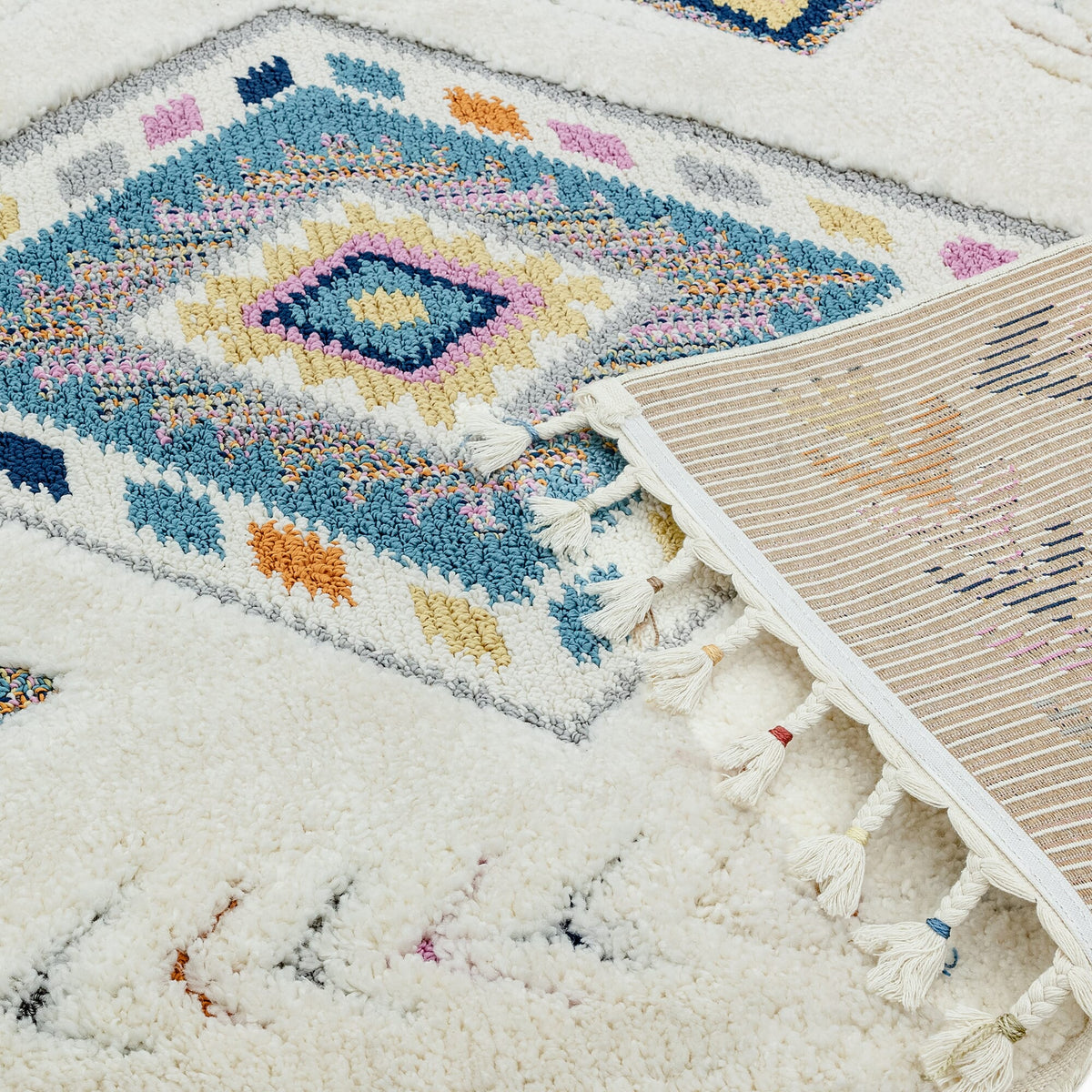 Ariana AR09 Rhombus rug