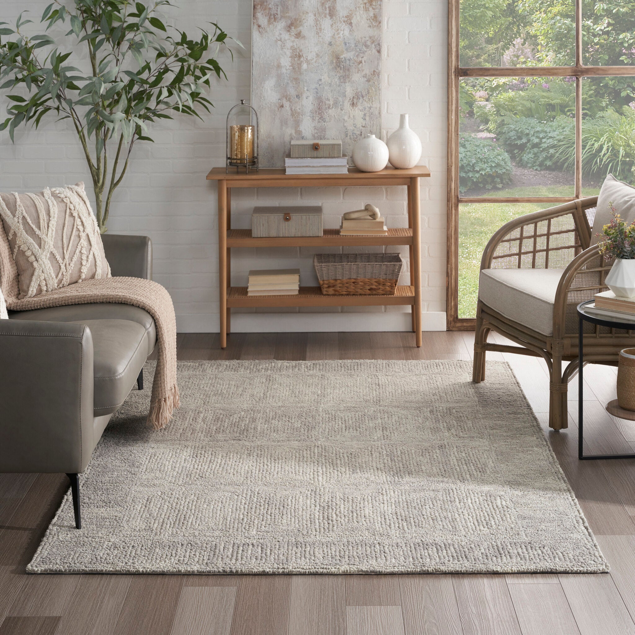 Colorado CLR04 Grey rug room shot