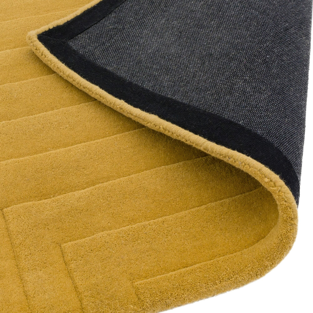 Form Ochre rug