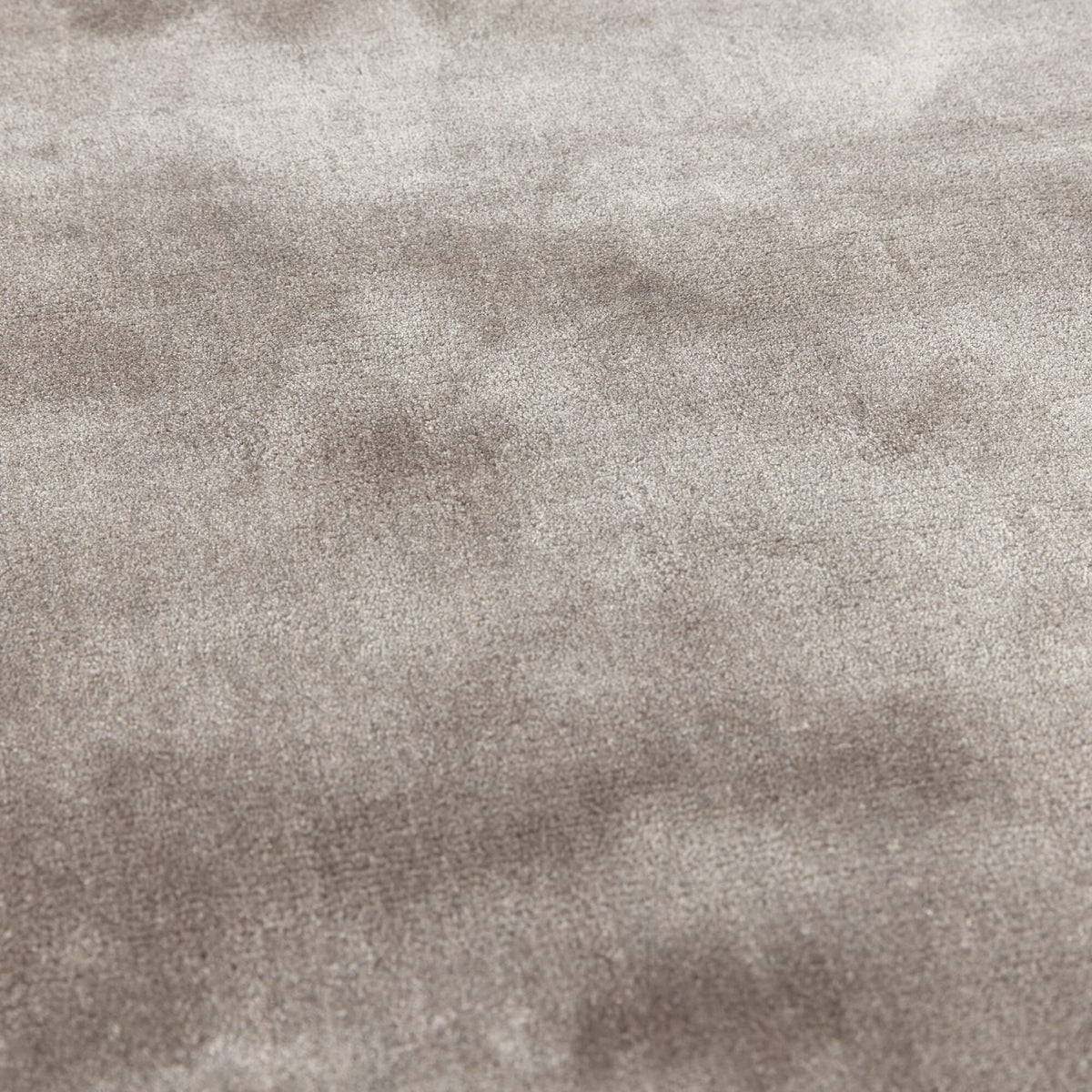 Katherine Carnaby Chrome Taupe rug detail