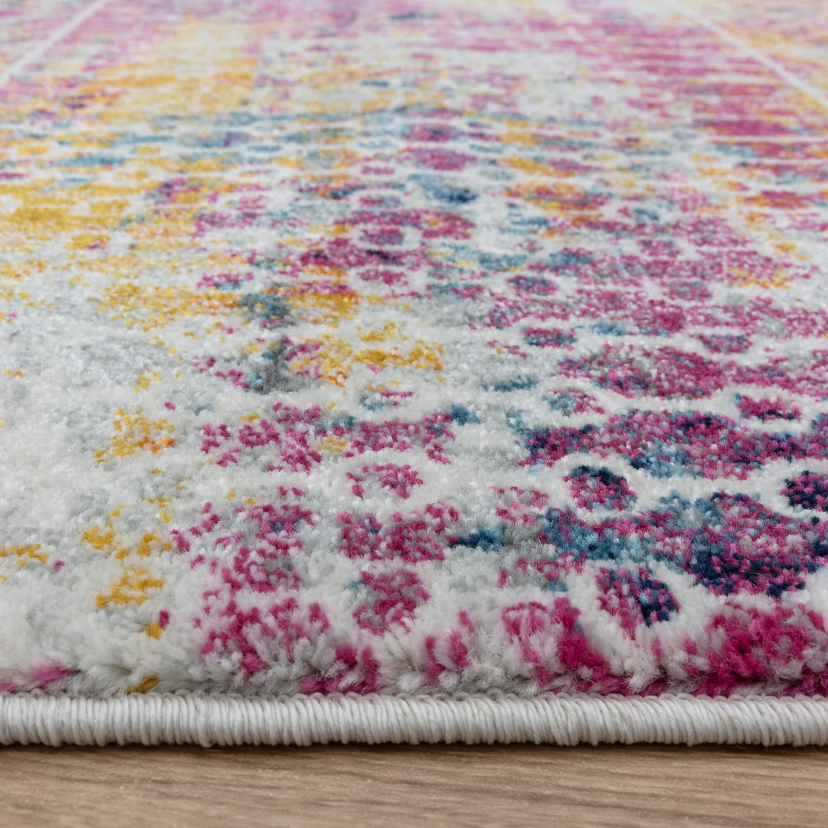 Muse MU26 Tribal Bright rug