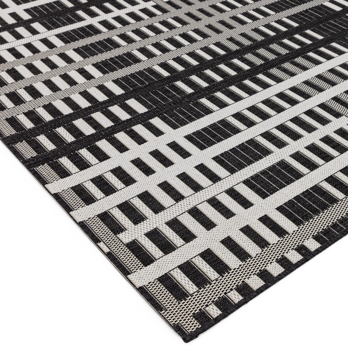 Patio PAT22 Black Grid rug