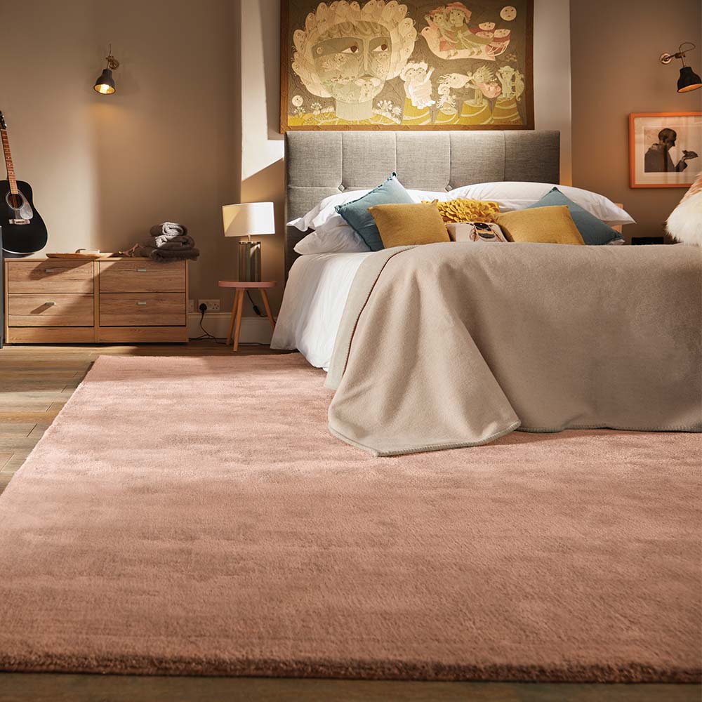 Hush rug