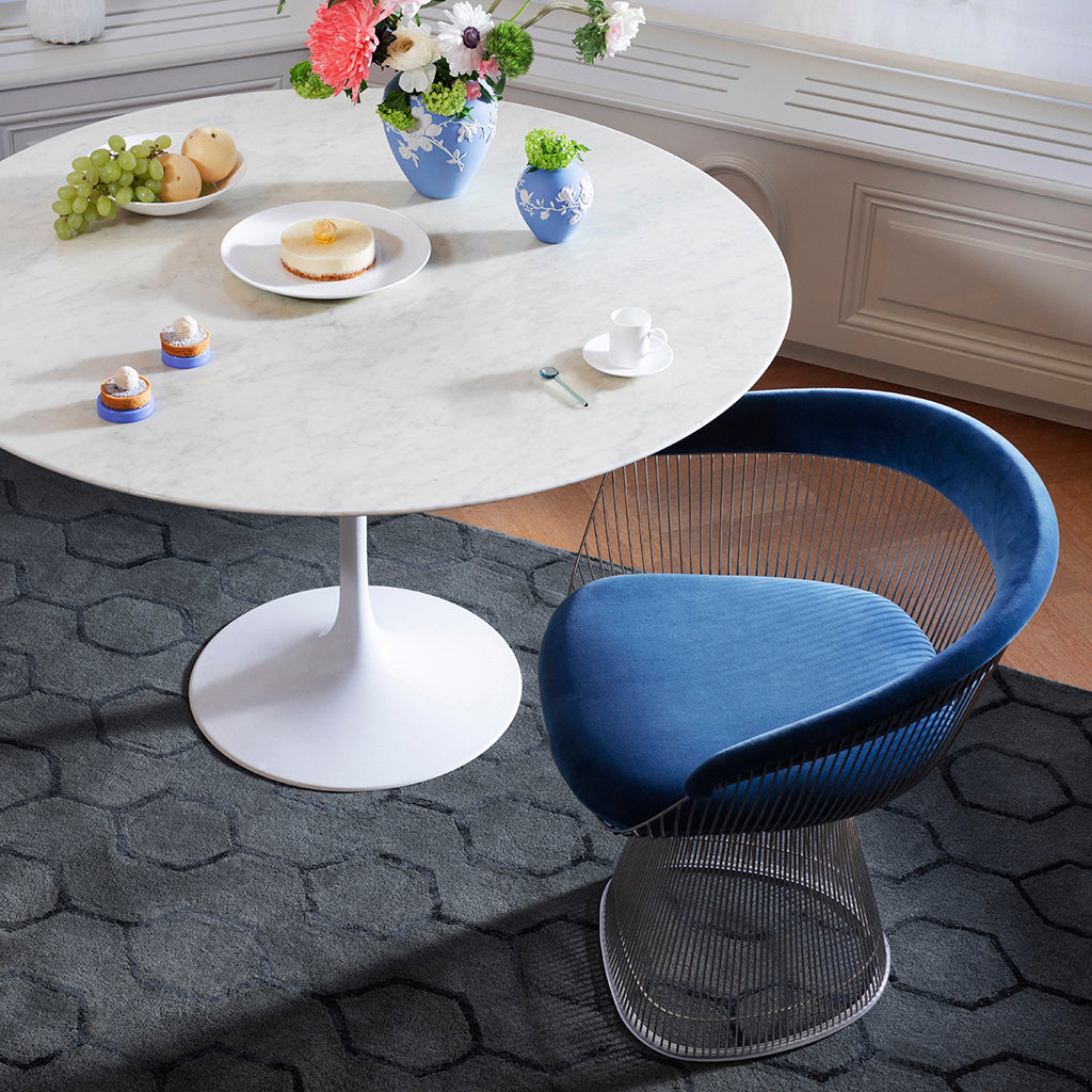 Wedgwood Gio Noir 39105 rug in situ