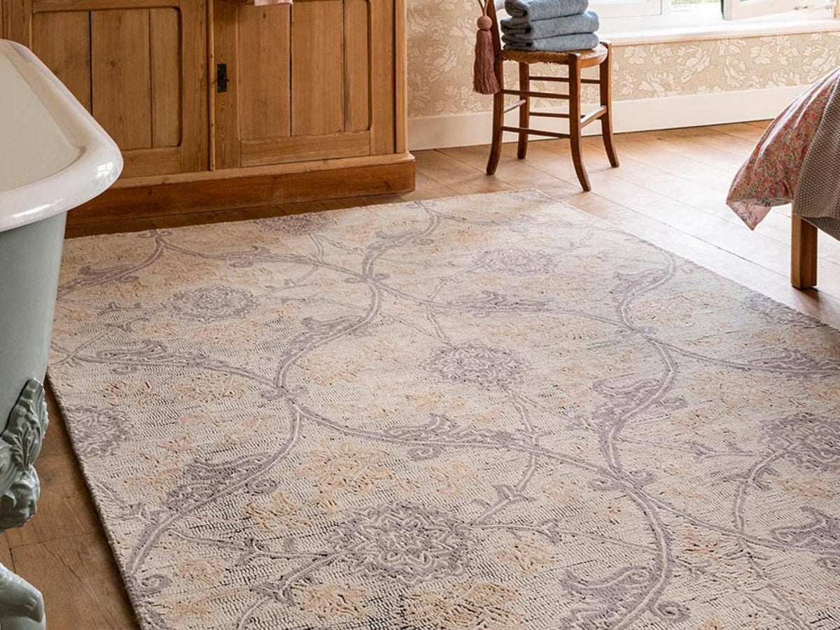 Laura Ashley Endale Soft Truffle rug | Kelaty