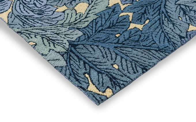 Morris & Co Acanthus Indigo outdoor rug corner detail