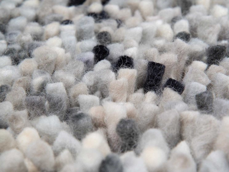 Dots Frost rug