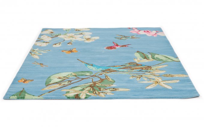 Wedgwood Hummingbird Blue 37808 rug angled view