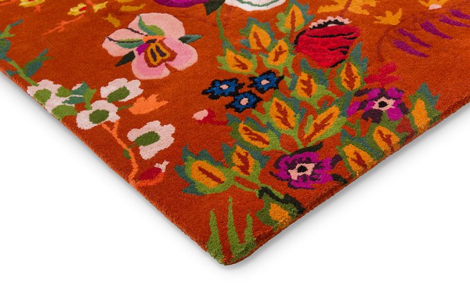Harlequin Wonderland Floral Amber/Lapis rug detail