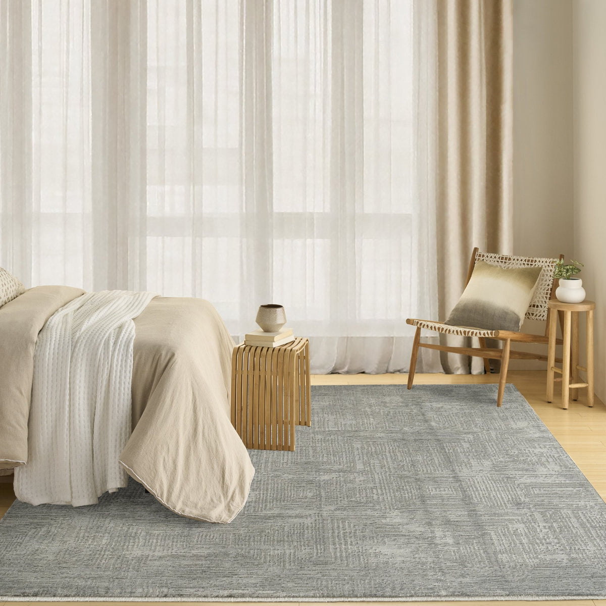 DKNY Madison Square MSQ01 Slate rug in situ