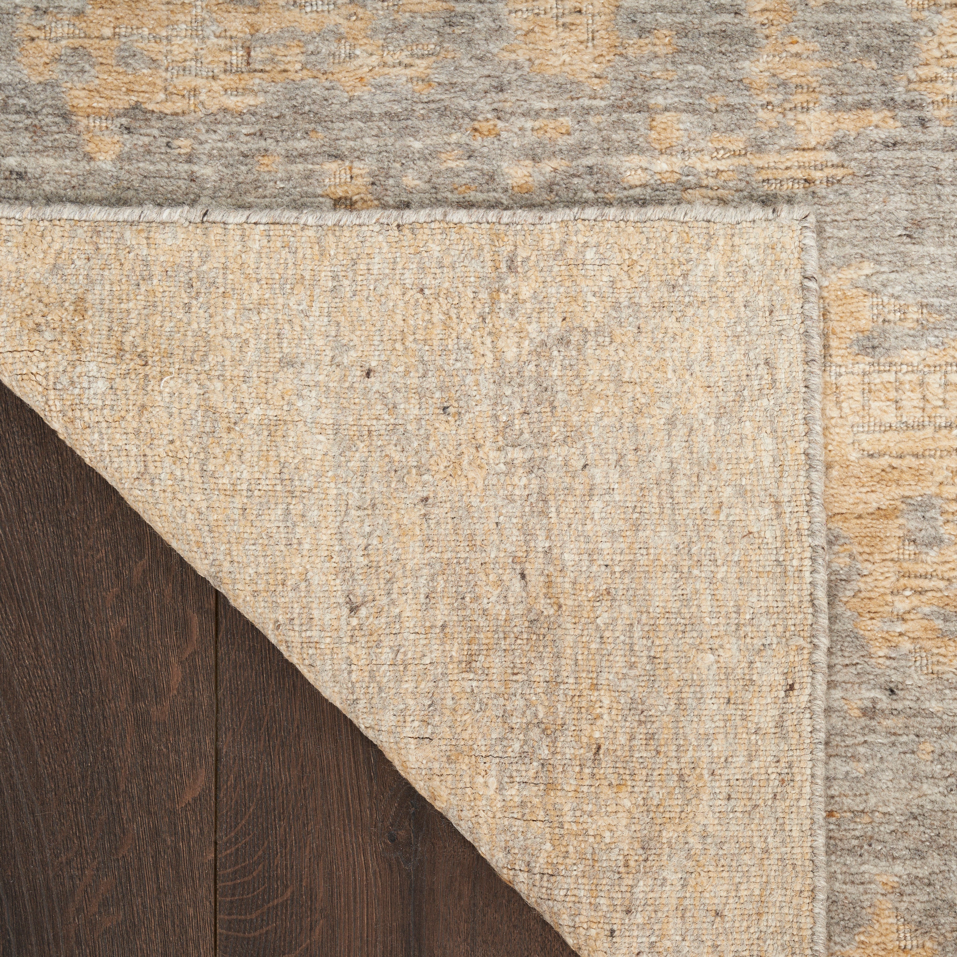 Harmony Hay 05 Grey Gold
