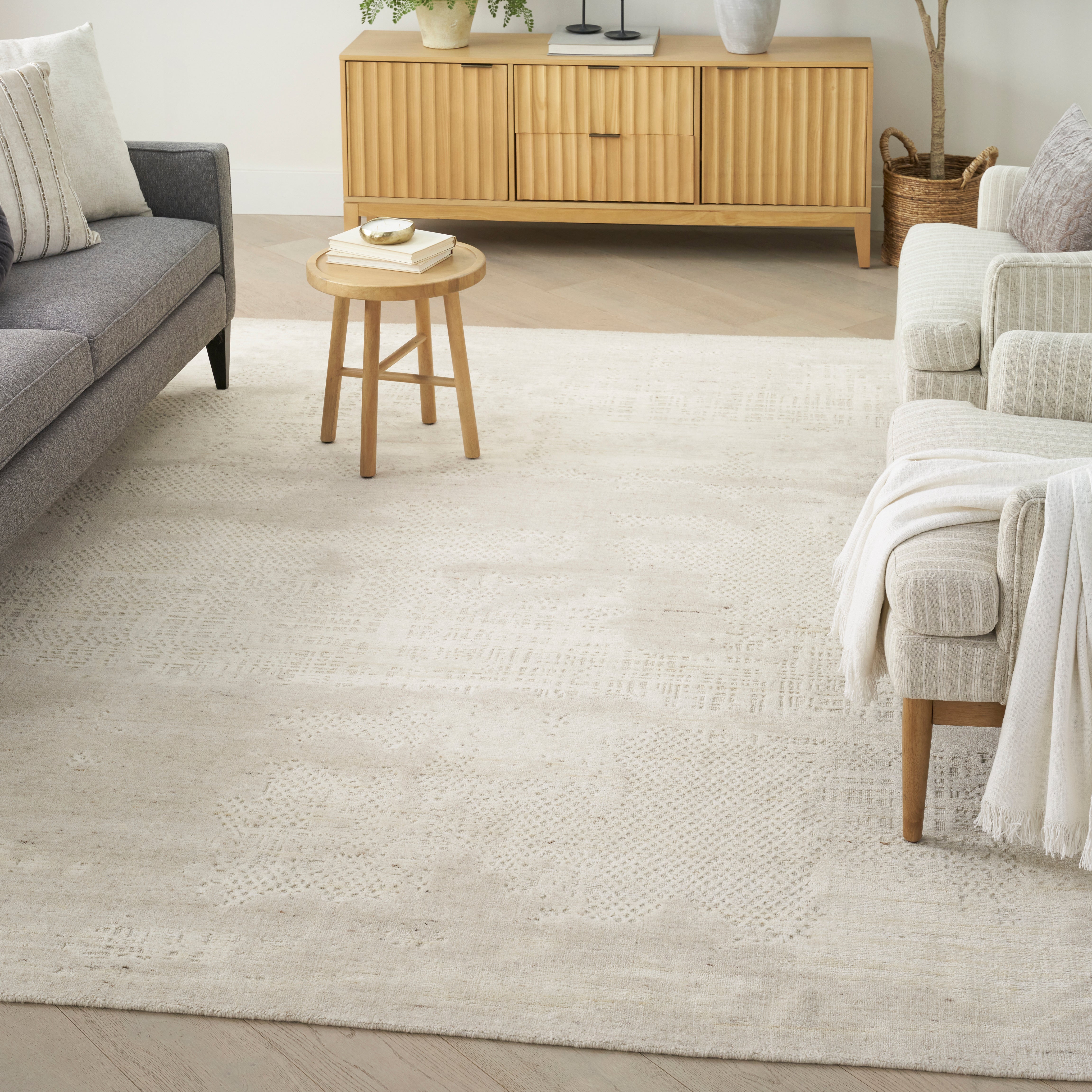 Harmony Hay 07 Ivory