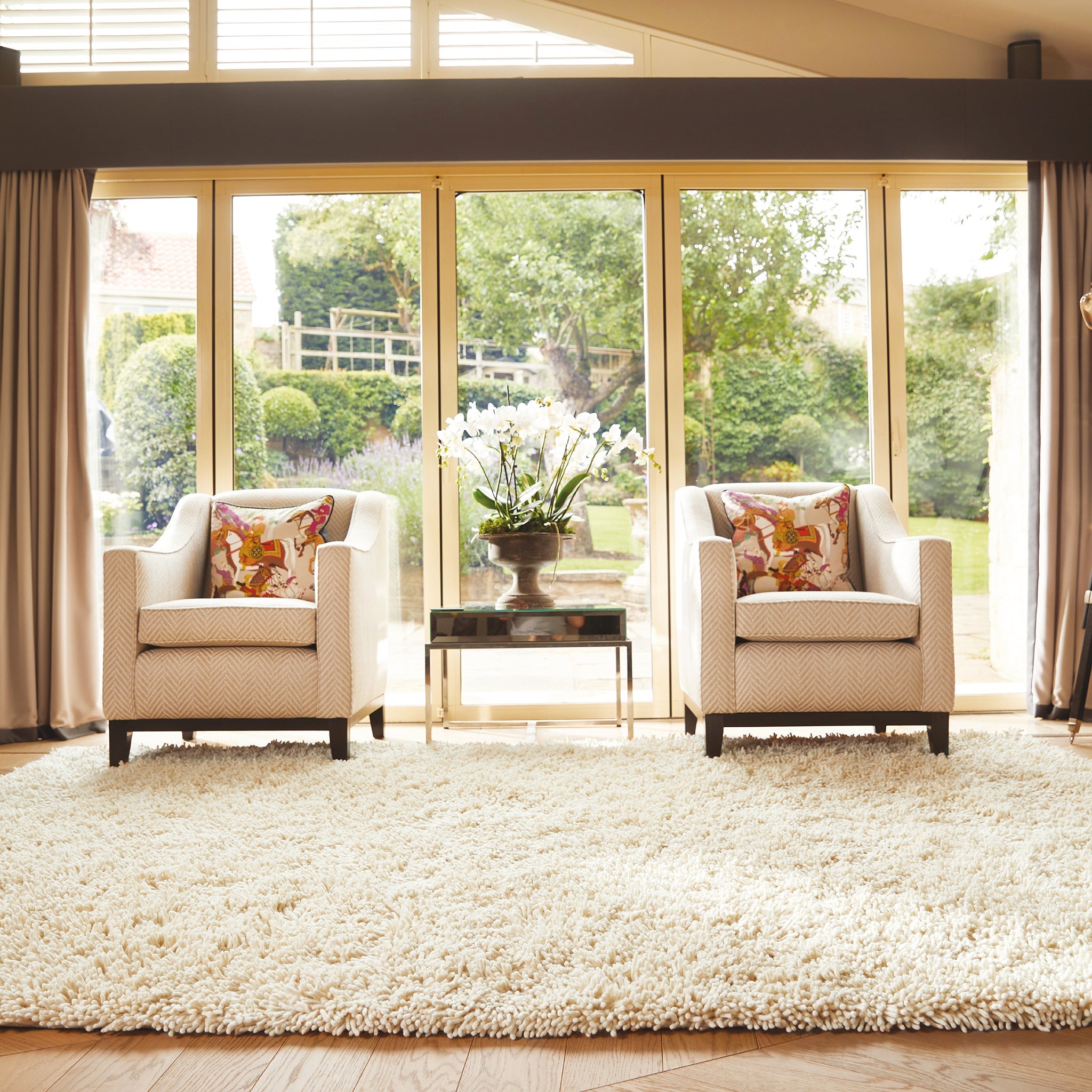 Imperial Ivory shaggy wool rug styled in a room setting
