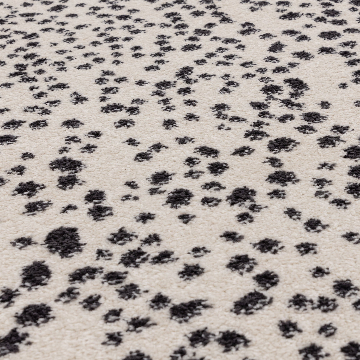 Muse MU11 Black Spotty rug