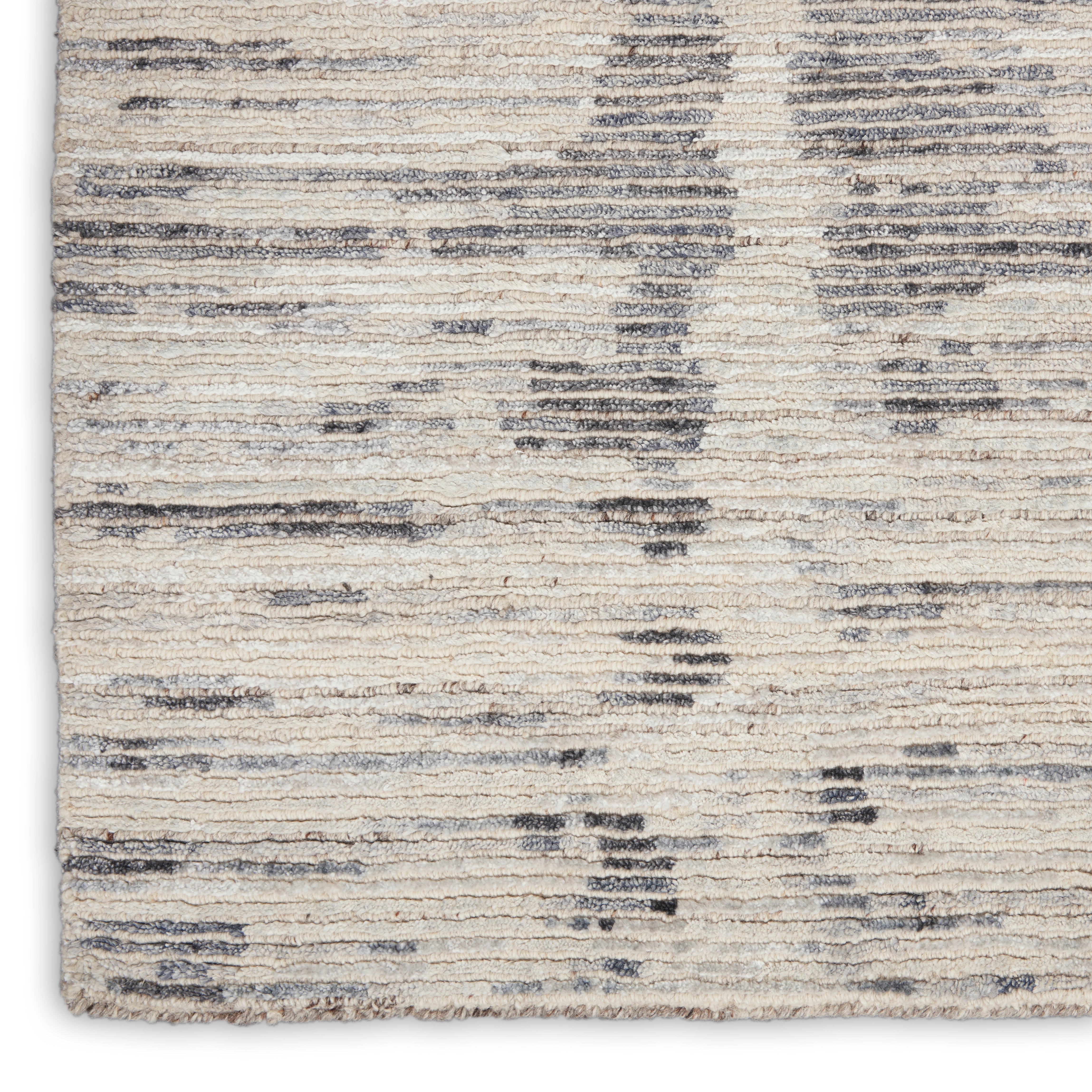 Ocean OCP 03 Cream Charcoal