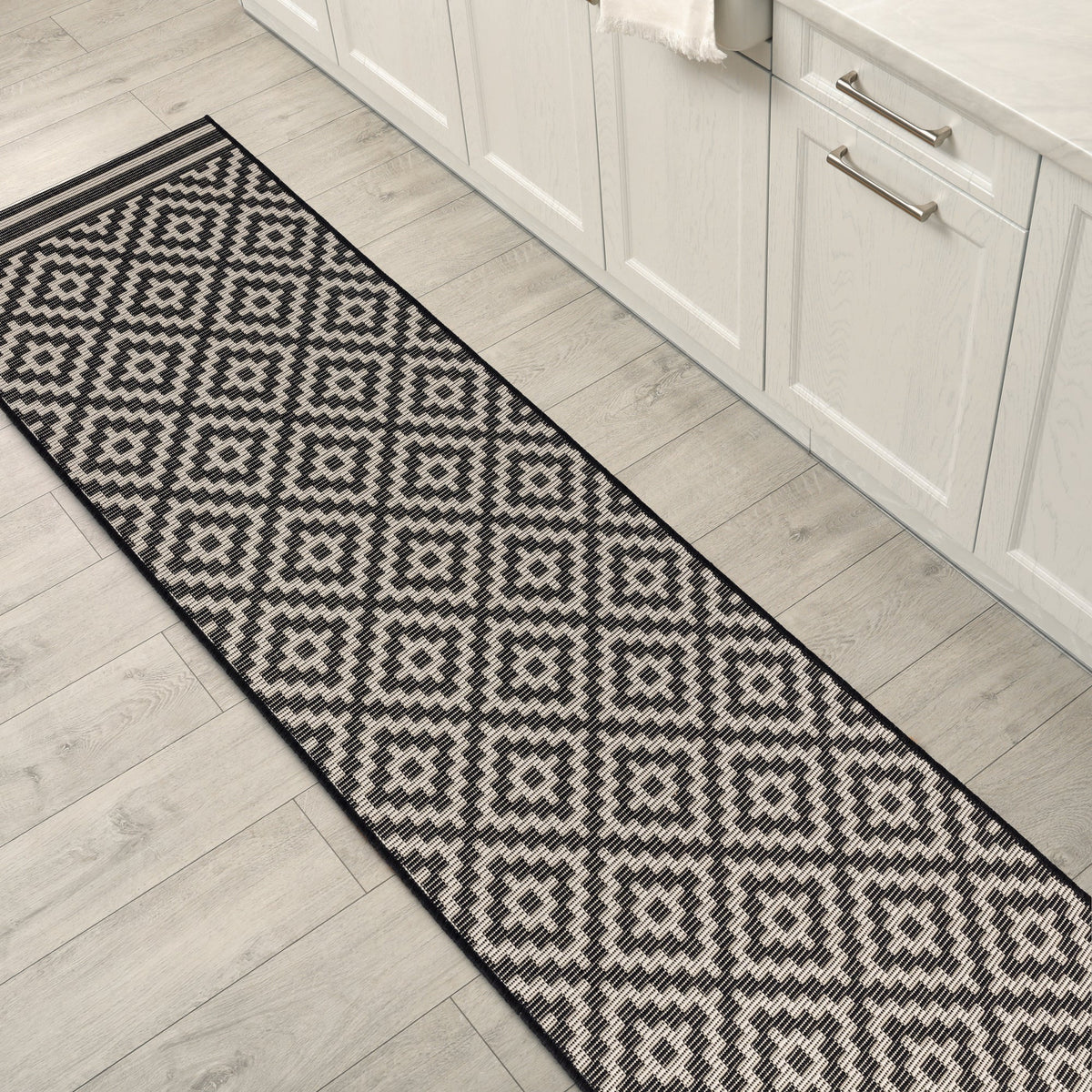 Patio PAT12 Diamond Mono rug