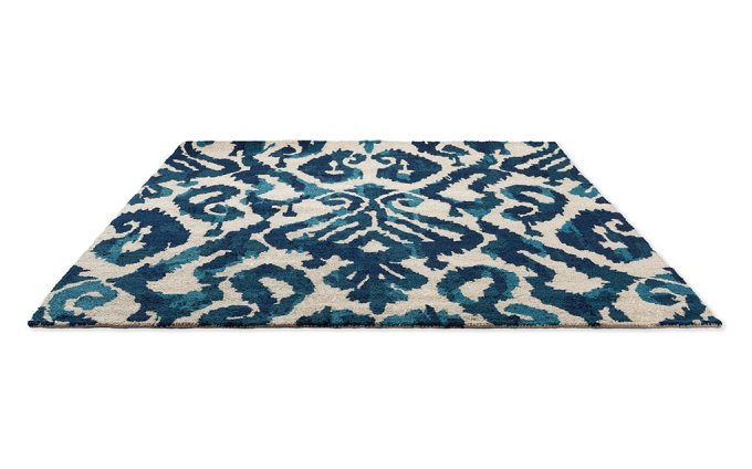 Sanderson Kasuri Indigo outdoor rug angled view