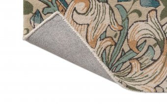 Morris & Co Golden Lily Green Red rug texture close-up
