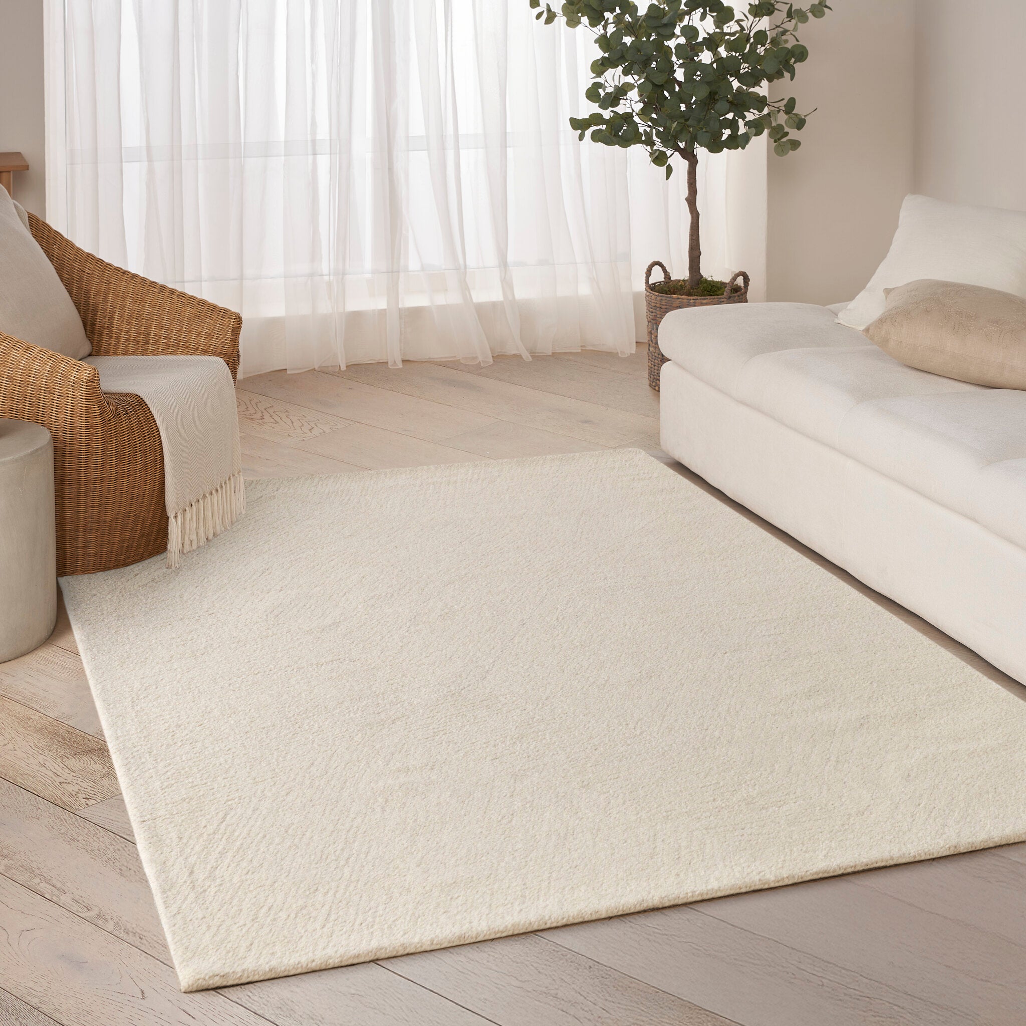 DKNY Pure Angles ANG 01 Ivory rug
