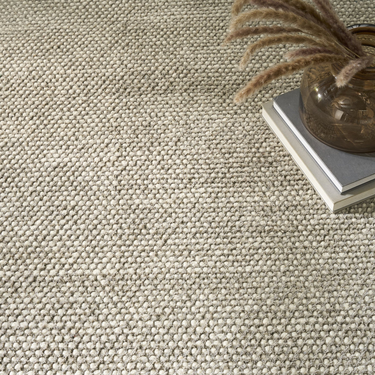 DKNY Rows Row 01 Ivory Grey rug