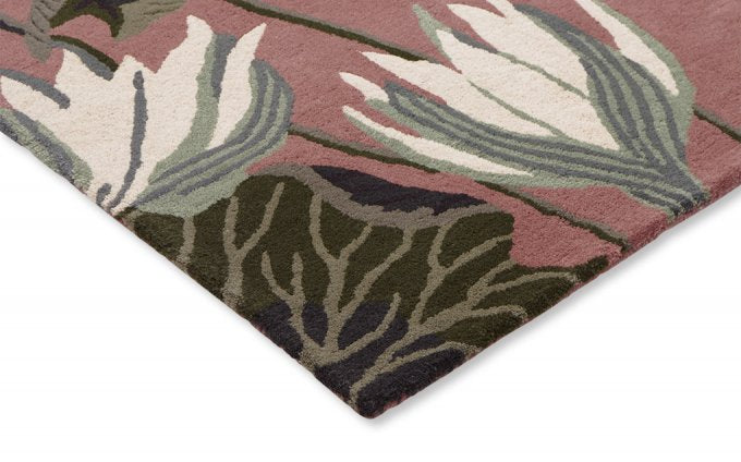 Wedgwood Waterlily Dusty Rose 38602 rug corner detail