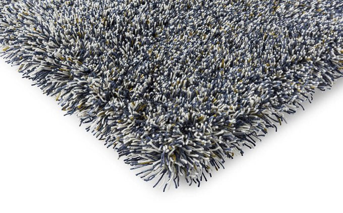 Jazz Plush Carbon rug corner detail