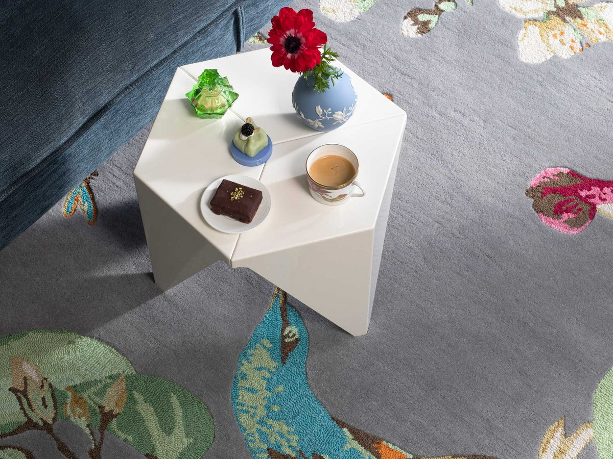 Wedgwood Hummingbird Grey 37804 rug styled in a room setting