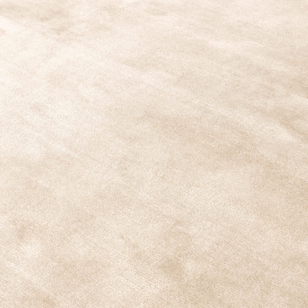 Katherine Carnaby Chrome Bone rug detail