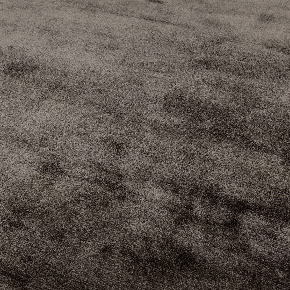 Katherine Carnaby Chrome Charcoal rug detail