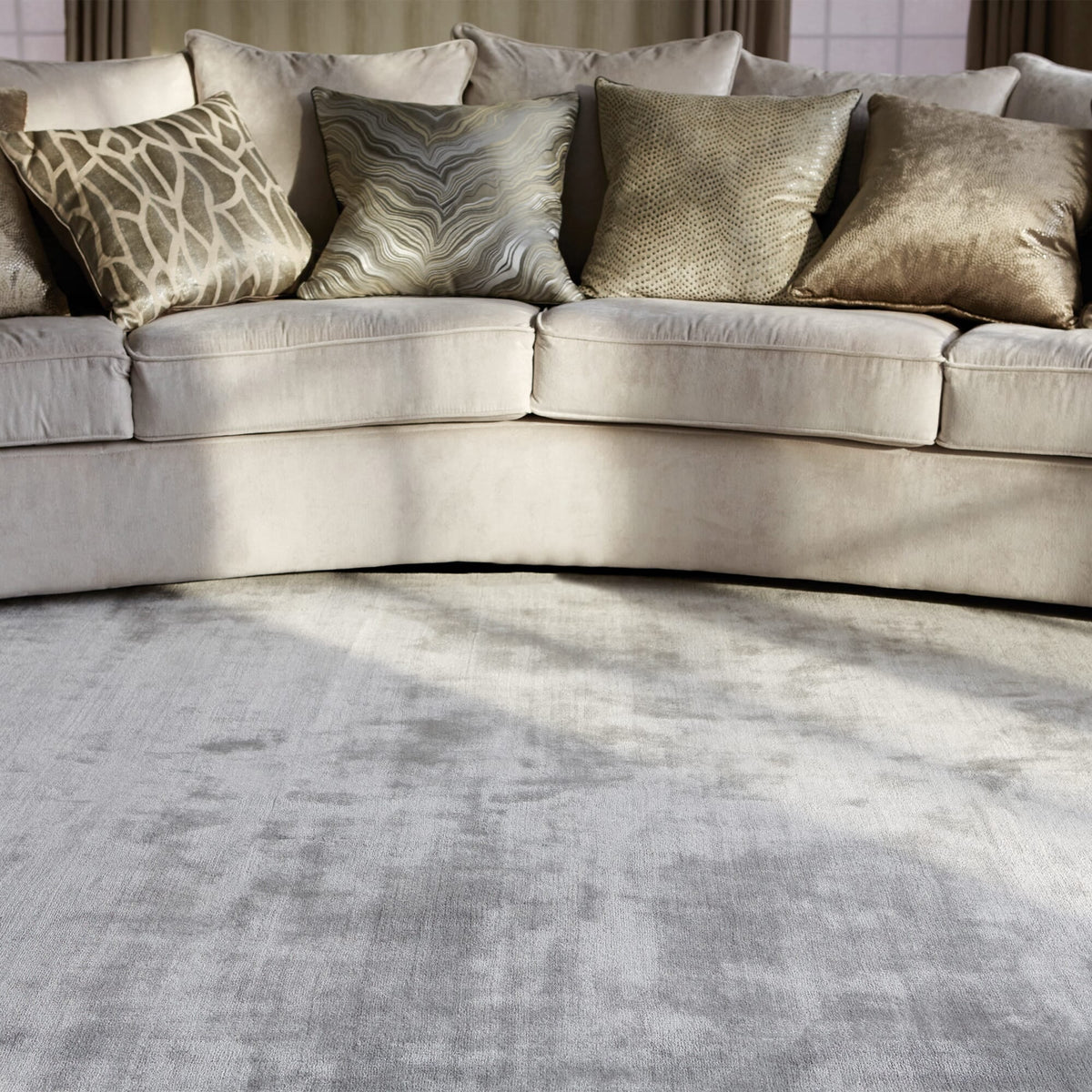 Katherine Carnaby Chrome Silver rug in a living room