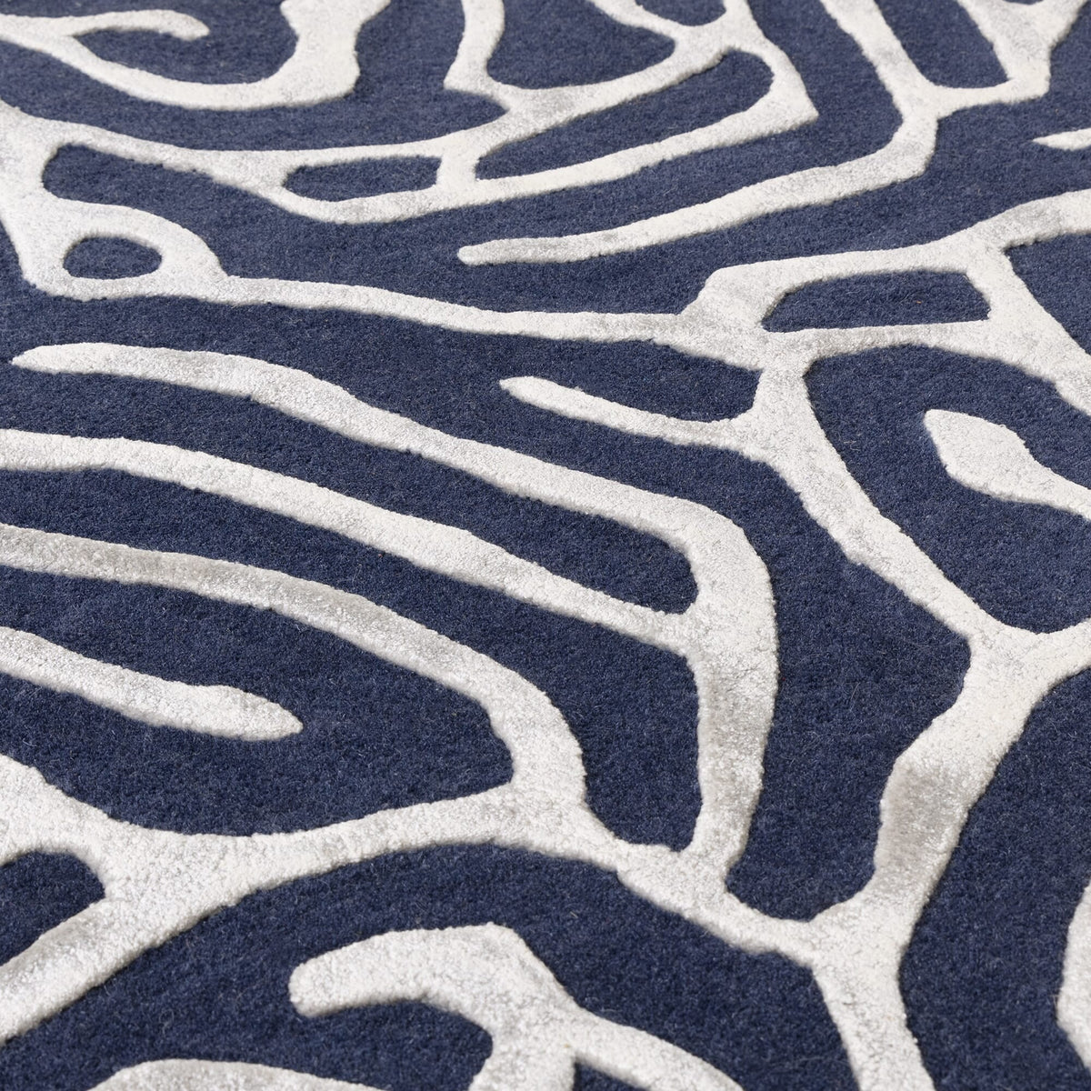 Katherine Carnaby Coral Blue rug detail