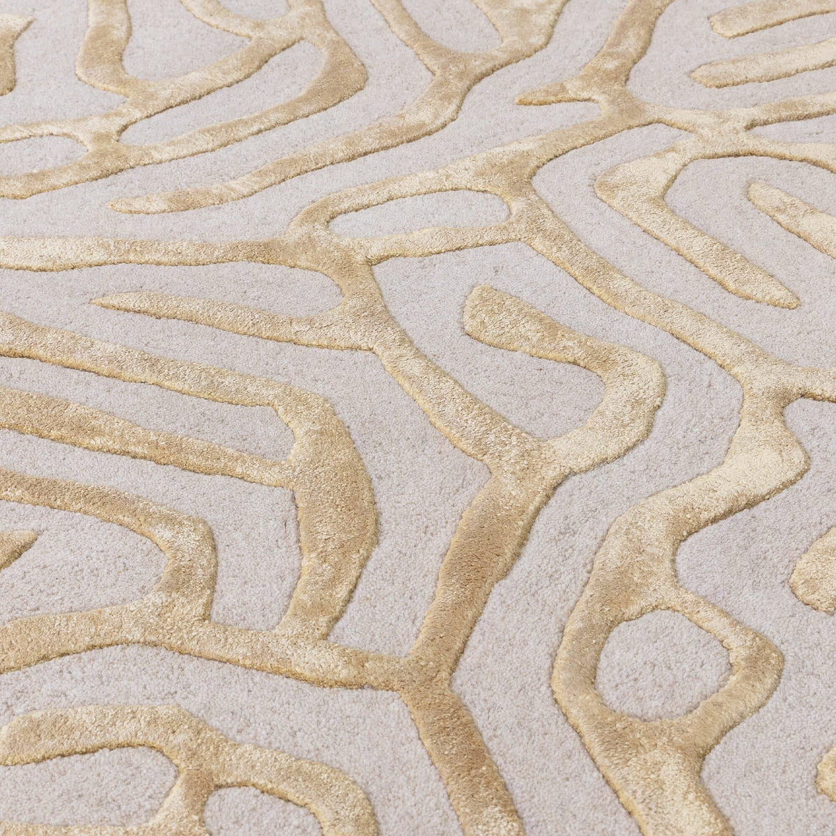 Katherine Carnaby Coral Gold rug detail