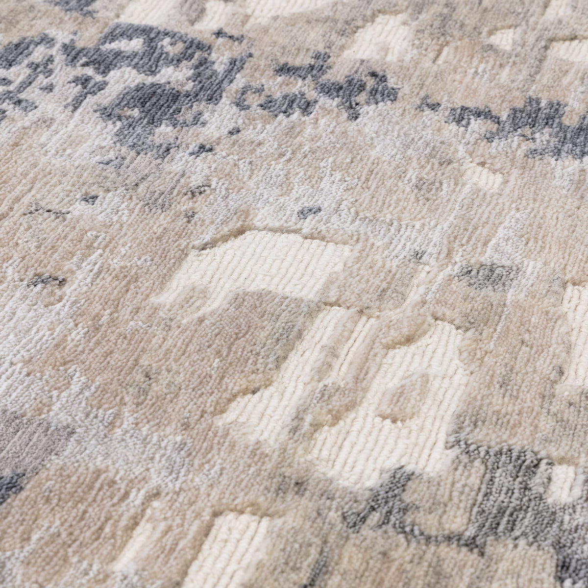 Katherine Carnaby Langham LA01 rug detail