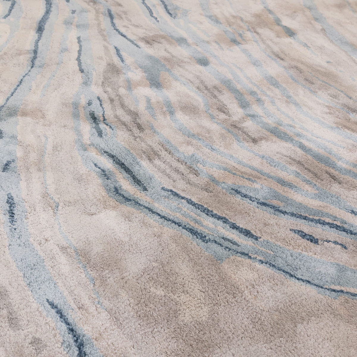 Katherine Carnaby Tuscany Azzurro Marble rug detail