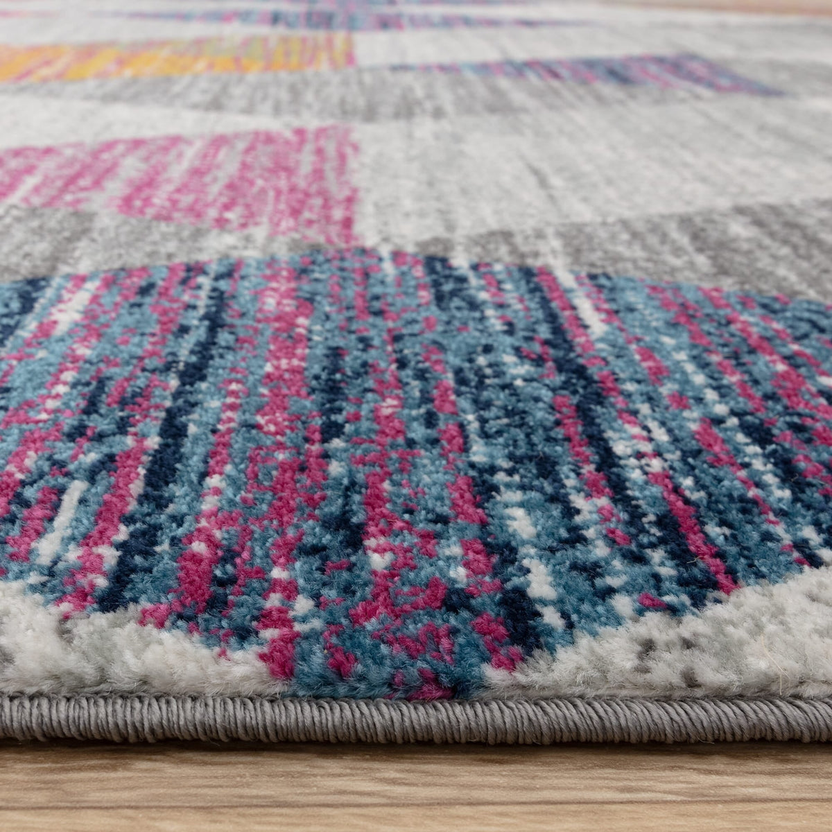 Muse MU24 Harlequin Pink rug