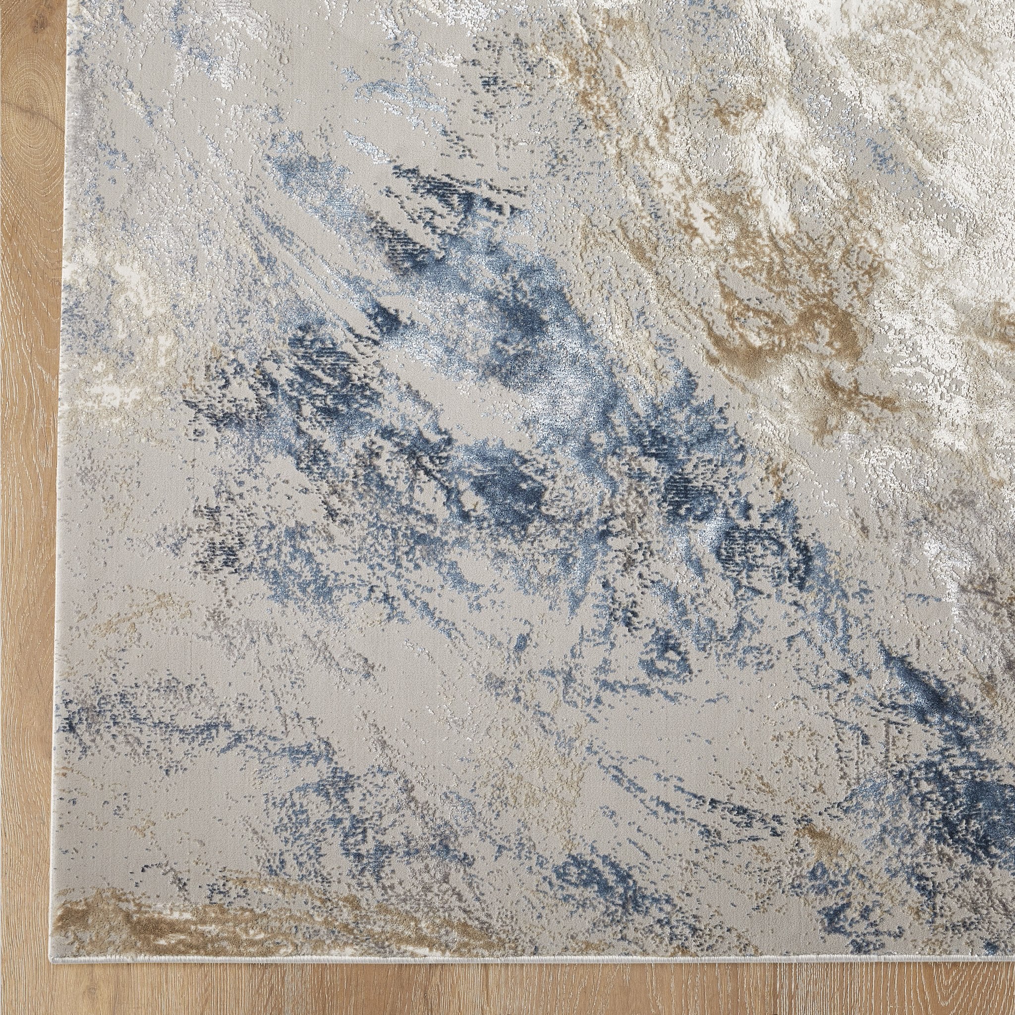 Santa Monica Grey Blue rug high-low velvet texture detail